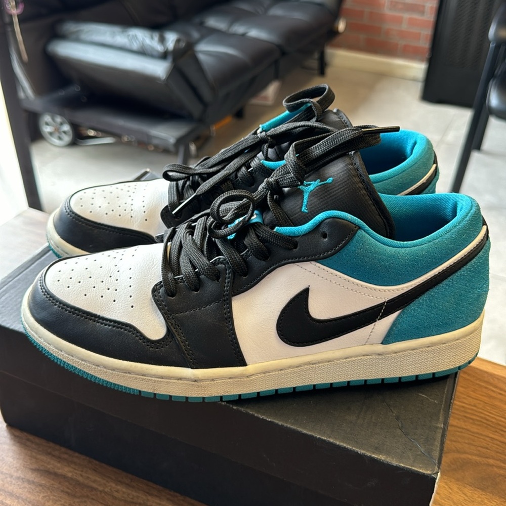 Air Jordan 1 Low SE